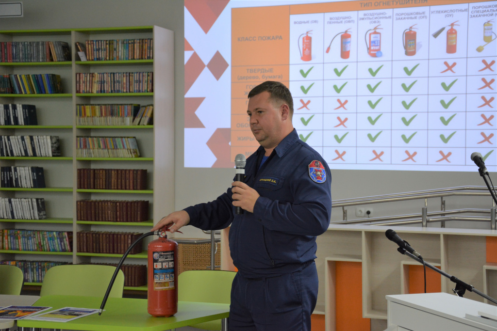 Новый проект по пожарной профилактике начался в Северо-Западном округе6.JPG