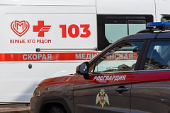 Столичные росгвардейцы помогли велосипедисту, пострадавшему в ДТП