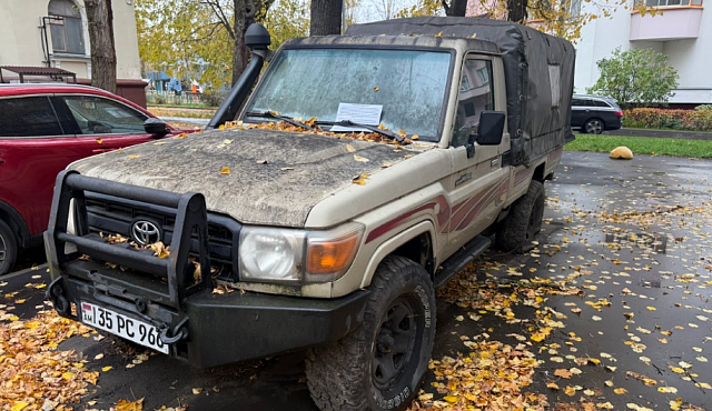 Управа района Покровское-Стрешнево разыскивает владельца транспортного средства марки Тайота