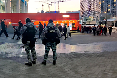 Сотрудники и военнослужащие столичного главка Росгвардии обеспечили безопасность матча КХЛ между столичной командой «Спартак» и «Амур» из Хабаровска